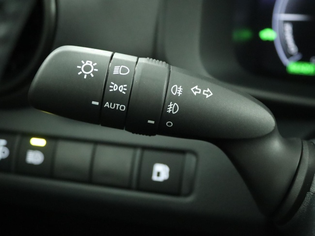 Toyota C-HR - 1.8 Hybrid 140 Dynamic