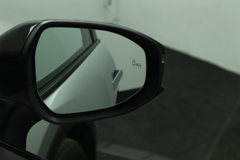 Toyota C-HR - 1.8 Hybrid 140 Dynamic 44