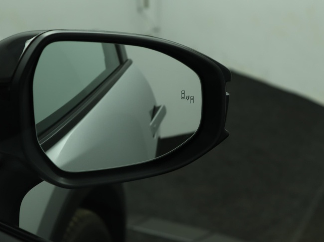 Toyota C-HR - 1.8 Hybrid 140 Dynamic