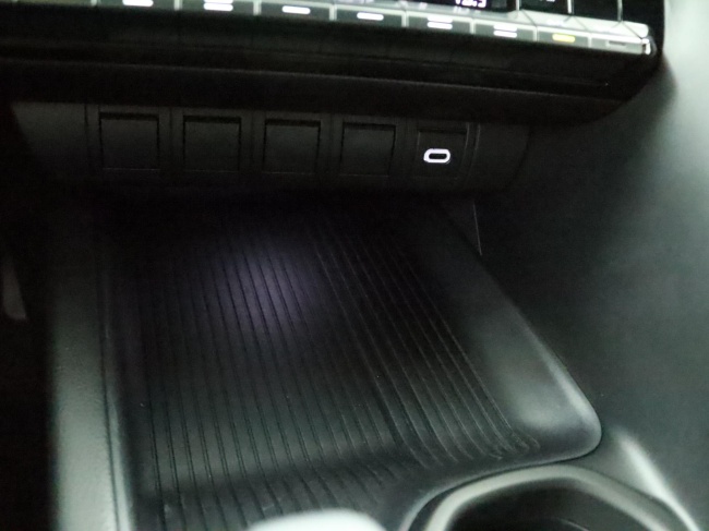 Toyota C-HR - 1.8 Hybrid 140 Dynamic