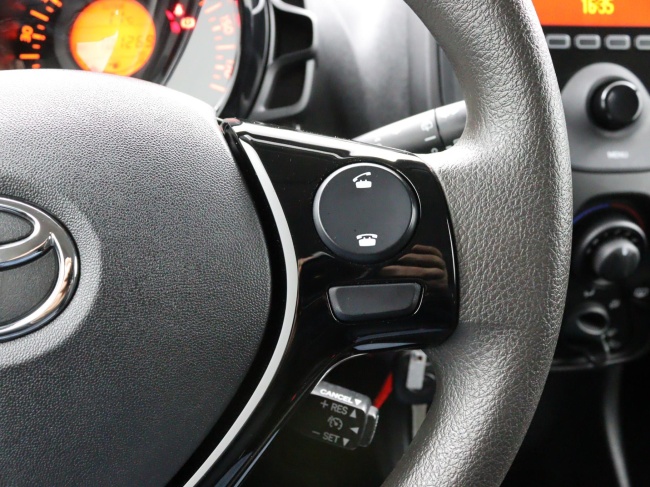 Toyota Aygo - 1.0 VVT-i x-fun