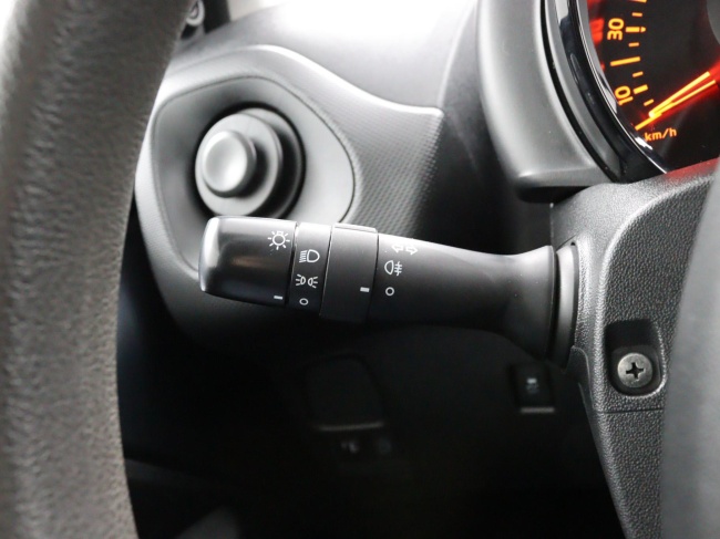 Toyota Aygo - 1.0 VVT-i x-fun