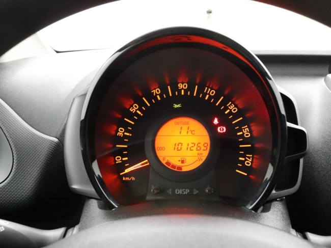 Toyota Aygo - 1.0 VVT-i x-fun