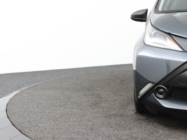 Toyota Aygo - 1.0 VVT-i x-fun