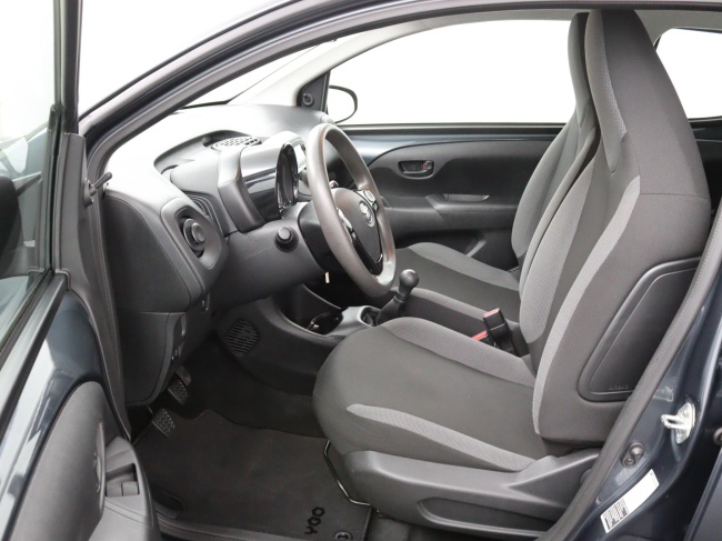 Toyota Aygo - 1.0 VVT-i x-fun