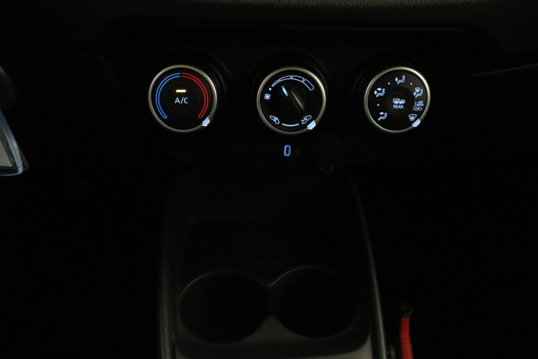 Toyota Aygo X - 1.0 VVT-i MT Play 16