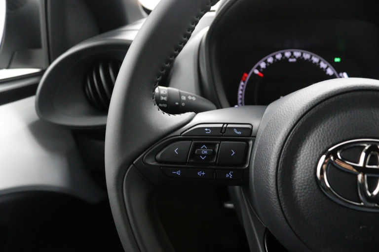 Toyota Aygo X - 1.0 VVT-i MT Play 17