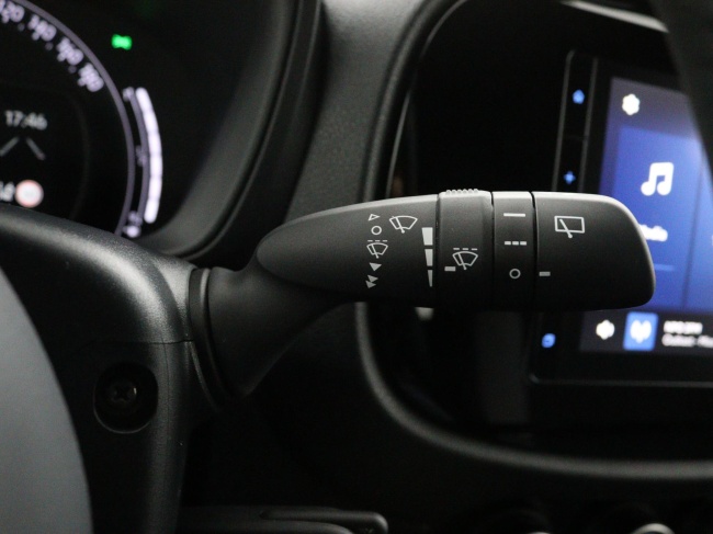 Toyota Aygo X - 1.0 VVT-i MT Play