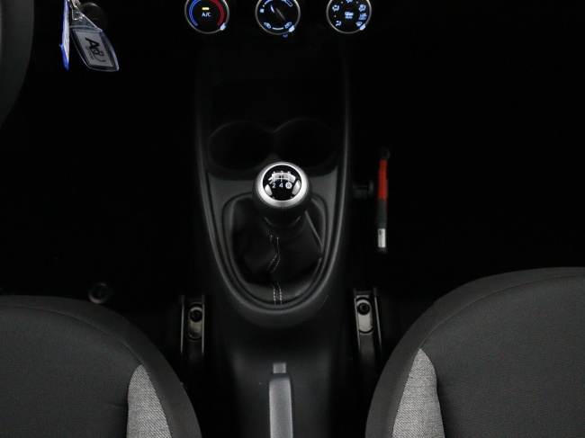 Toyota Aygo X - 1.0 VVT-i MT Play