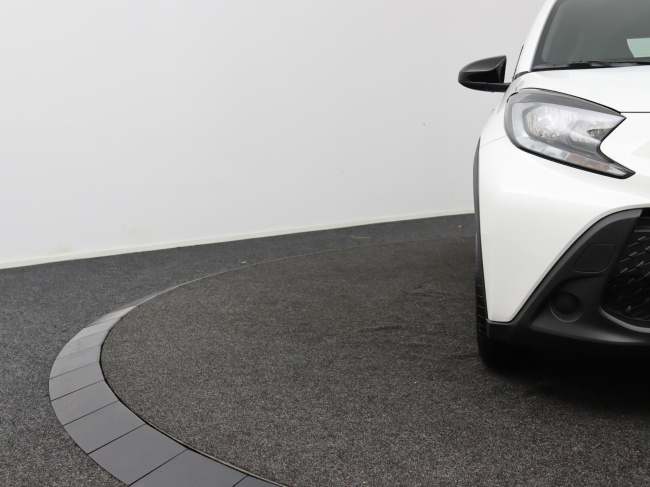 Toyota Aygo X - 1.0 VVT-i MT Play