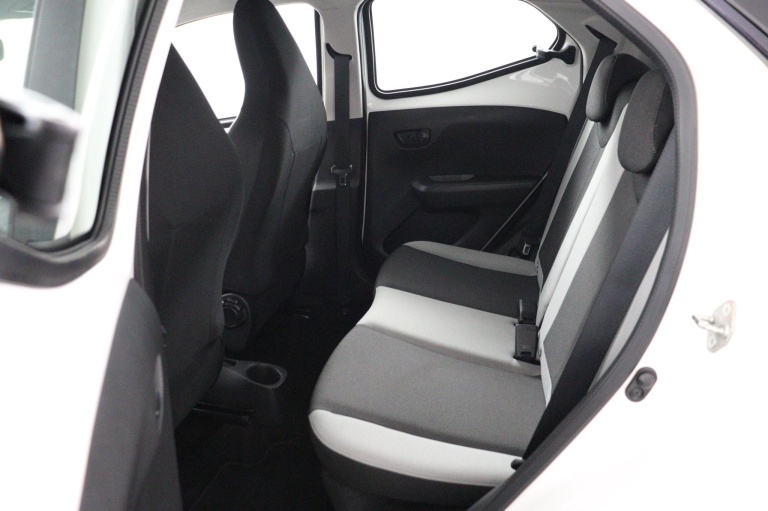 Toyota Aygo - 1.0 VVT-i x-play 17