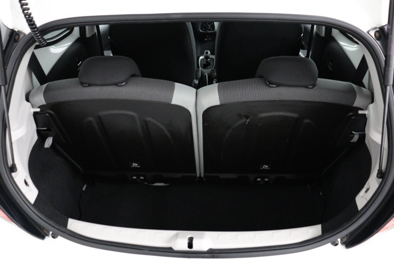 Toyota Aygo - 1.0 VVT-i x-play 23