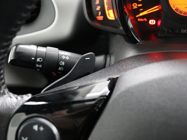 Toyota Aygo - 1.0 VVT-i x-play