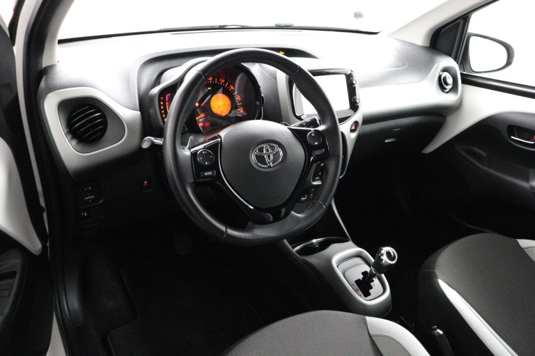 Toyota Aygo - 1.0 VVT-i x-play 45