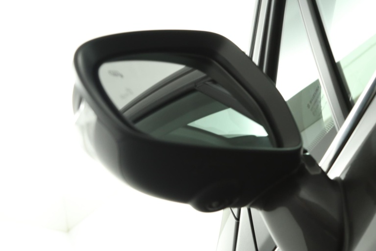 Suzuki S-Cross - 1.4 Boosterjet Style Hybrid 37