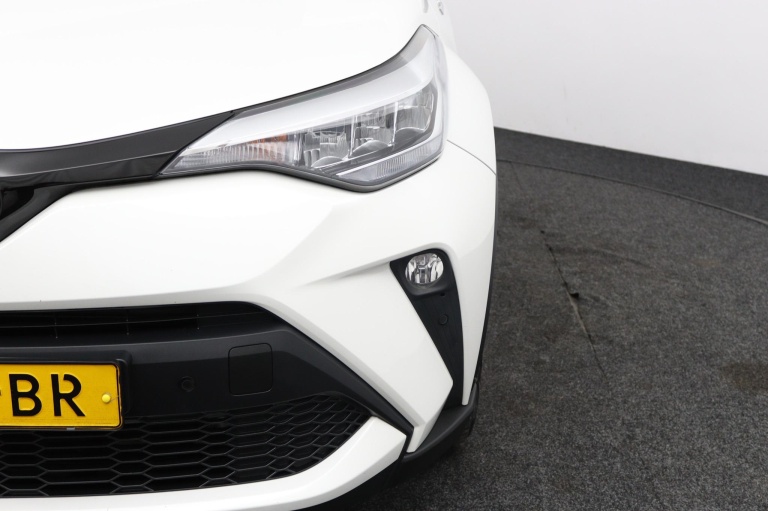 Toyota C-HR - 2.0 Hybrid Dynamic 36