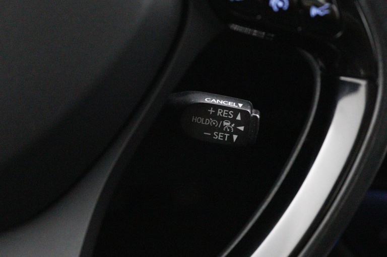 Toyota C-HR - 2.0 Hybrid Dynamic 39