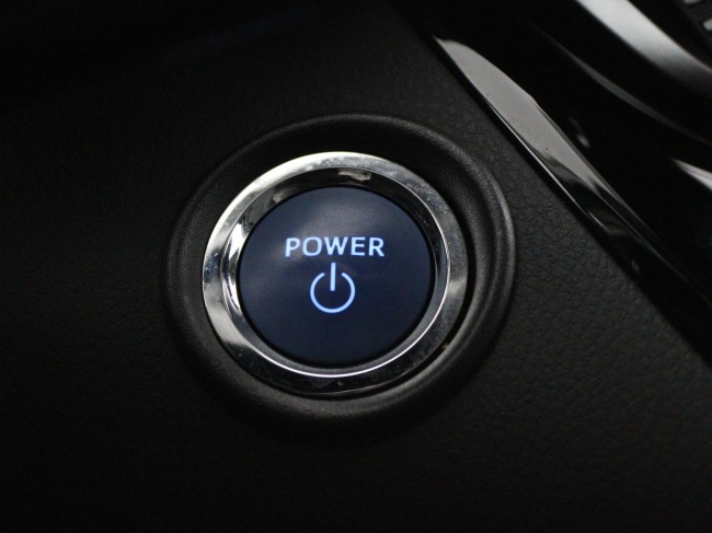 Toyota C-HR - 2.0 Hybrid Dynamic