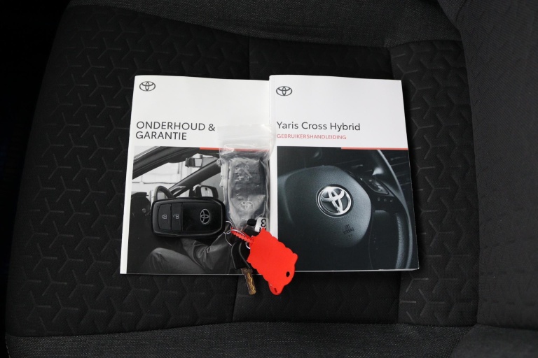 Toyota Yaris Cross - 1.5 Hybrid Explore 11