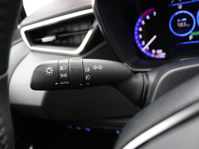 Toyota Corolla - 1.8 Hybrid Executive