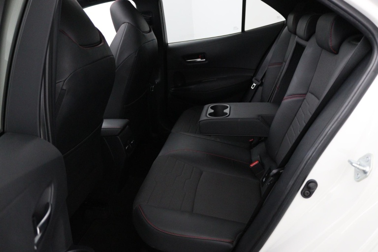 Toyota Corolla - 1.8 Hybrid Executive 39