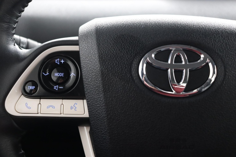 Toyota Prius - 1.8 Plug-in Executive 19