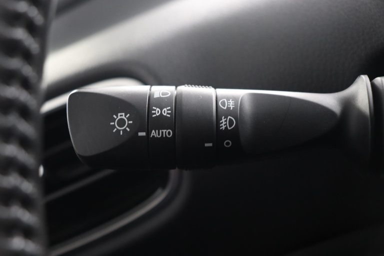 Toyota Prius - 1.8 Plug-in Executive 31