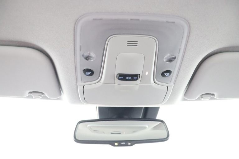 Toyota Prius - 1.8 Plug-in Executive 33