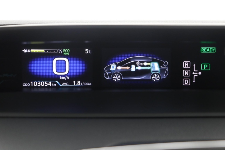 Toyota Prius - 1.8 Plug-in Executive 6