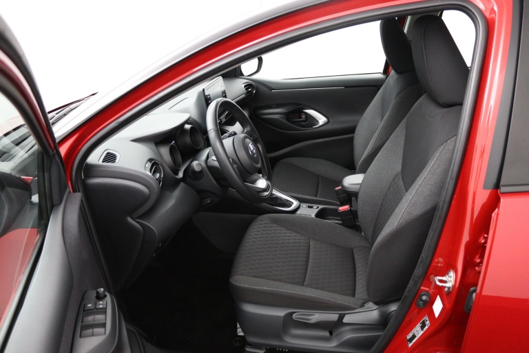 Toyota Yaris - 1.5 Hybrid Dynamic 14