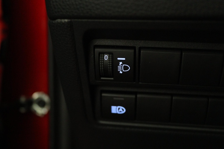 Toyota Yaris - 1.5 Hybrid Dynamic 24