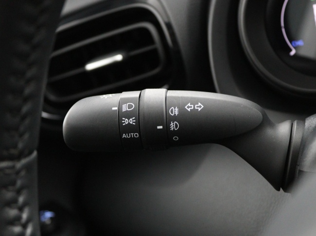 Toyota Yaris - 1.5 Hybrid Dynamic