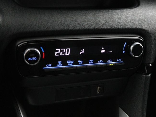 Toyota Yaris - 1.5 Hybrid Dynamic