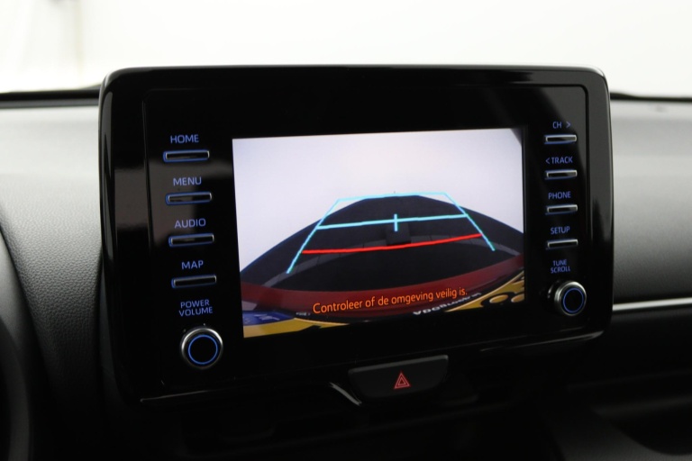 Toyota Yaris - 1.5 Hybrid Dynamic 8