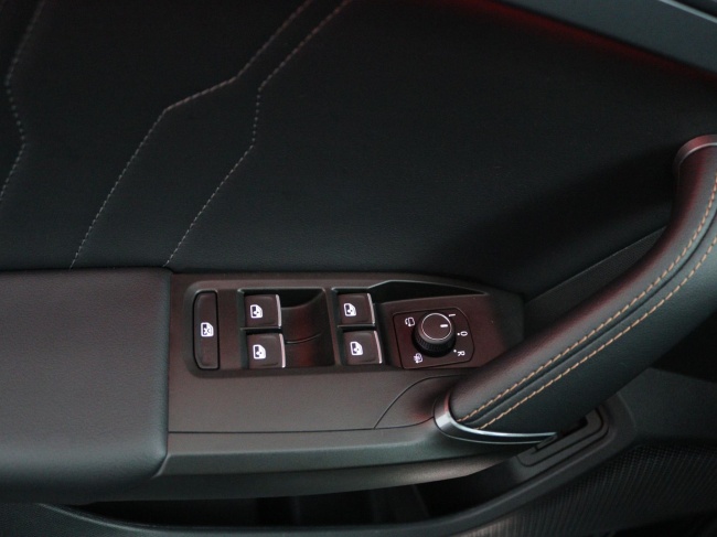 CUPRA Leon Sportstourer - 1.4 e-Hybrid VZ Copper Edition