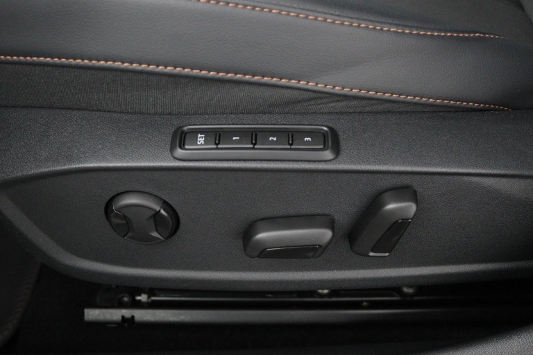 CUPRA Leon Sportstourer - 1.4 e-Hybrid VZ Copper Edition 34