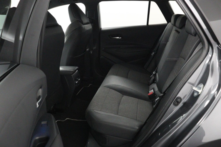 Toyota Corolla Touring Sports - Hybrid 140 Dynamic 17