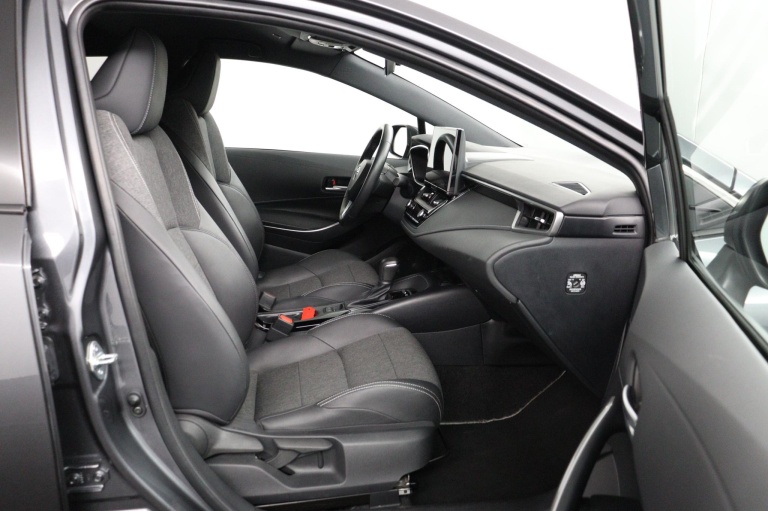 Toyota Corolla Touring Sports - Hybrid 140 Dynamic 21