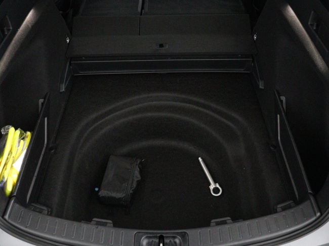 Toyota Corolla Touring Sports - Hybrid 140 Dynamic