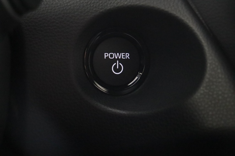 Toyota Corolla Cross - Hybrid 140 Dynamic 46