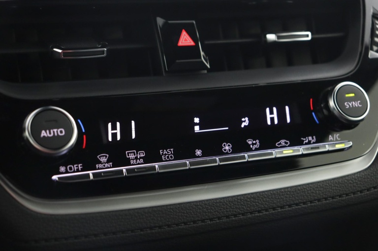 Toyota Corolla Cross - Hybrid 140 Dynamic 7