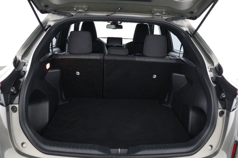 Toyota Yaris Cross - 1.5 Hybrid Dynamic 23