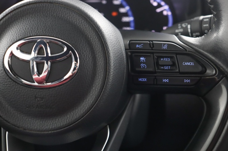 Toyota Yaris Cross - 1.5 Hybrid First Edition 21