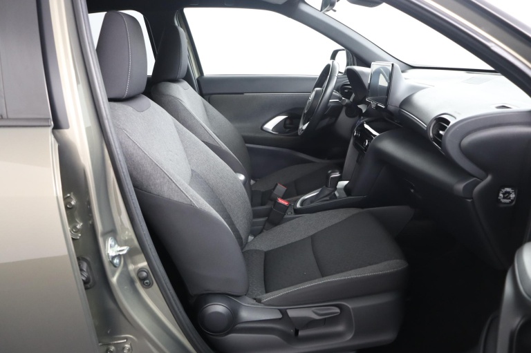 Toyota Yaris Cross - 1.5 Hybrid First Edition 22