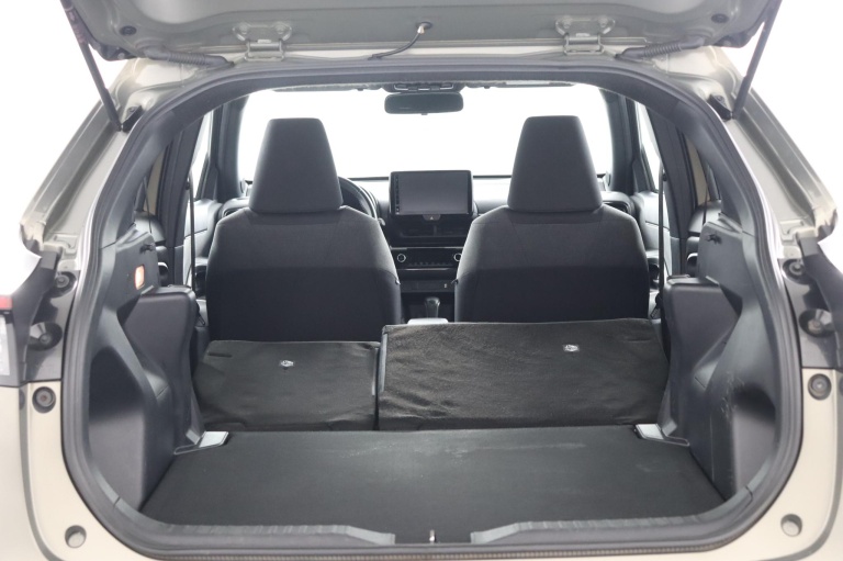 Toyota Yaris Cross - 1.5 Hybrid First Edition 26