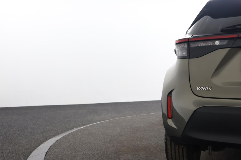 Toyota Yaris Cross - 1.5 Hybrid First Edition 40