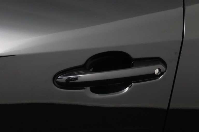 Toyota RAV4 - 2.5 Hybrid Black Edition Limited 37