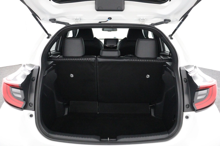 Toyota Yaris - 1.5 Hybrid Executive 22