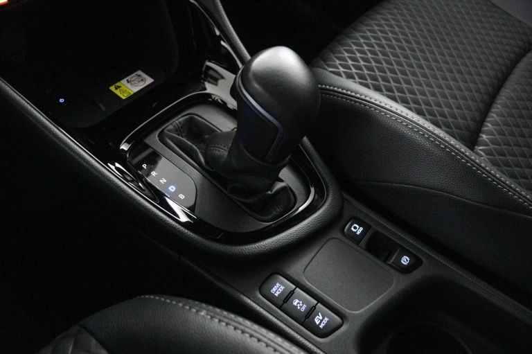 Toyota Yaris - 1.5 Hybrid Executive 25