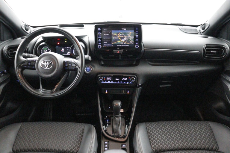 Toyota Yaris - 1.5 Hybrid Executive 4